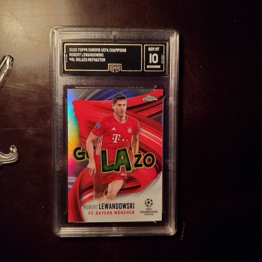 2020 TOPPS CHROME UEFA CHAMPIONS ROBERT LEWANDOWSKI GOLAZO REFRACTOR GMA 10